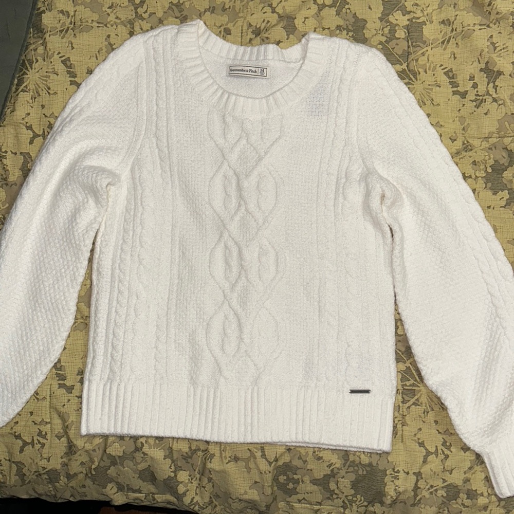 Abercrombie & Fitch White Knit Sweater